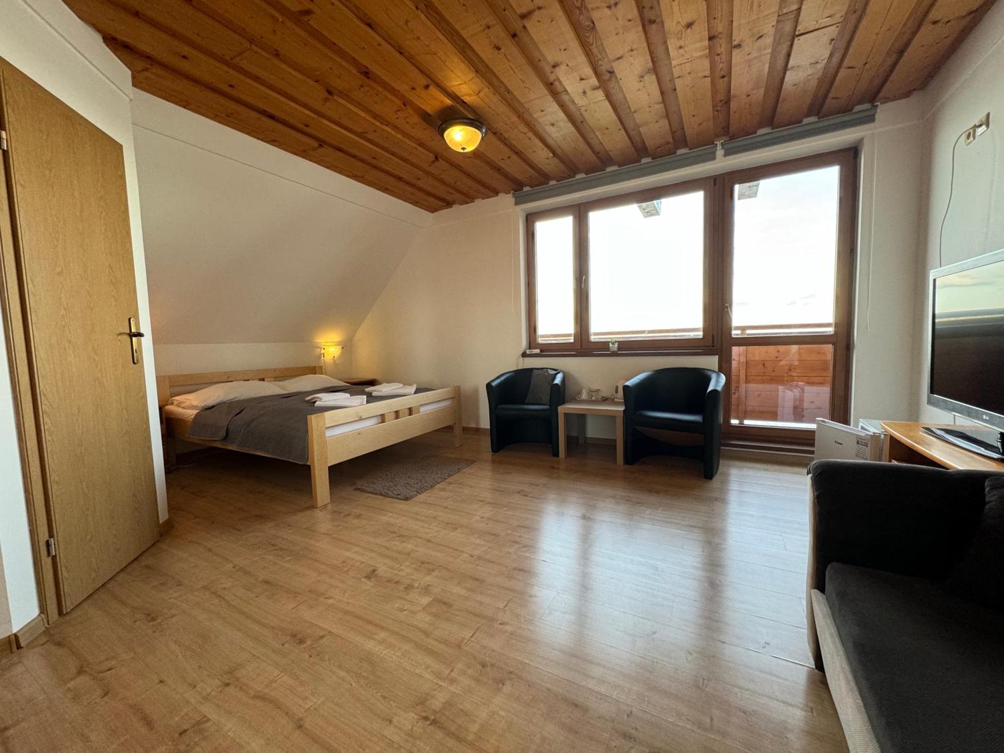 Hotel Slanicky Dvor Námestovo Esterno foto