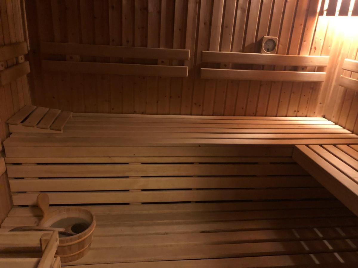 Hotel Slanicky Dvor Námestovo Esterno foto
